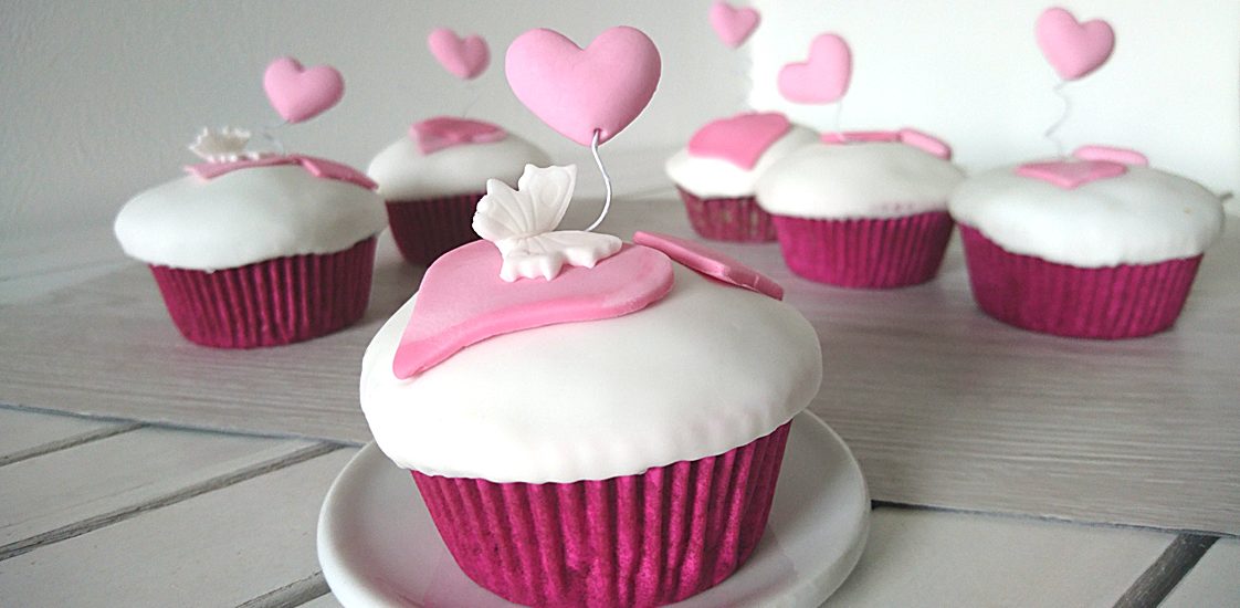 Romantische Valentins-Cupcakes – LIEBE IST BACKEN